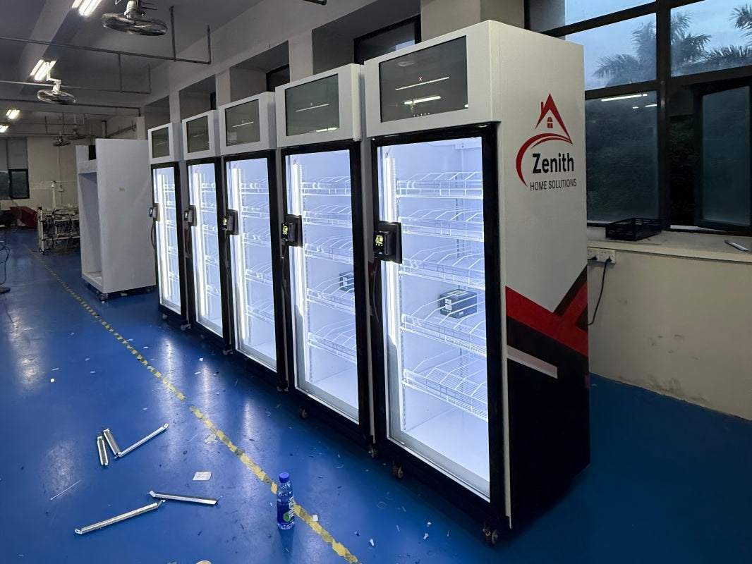 Smart AI Vending Machine in Canada How AI Fridges Are Solving the Retail Labor Shortage